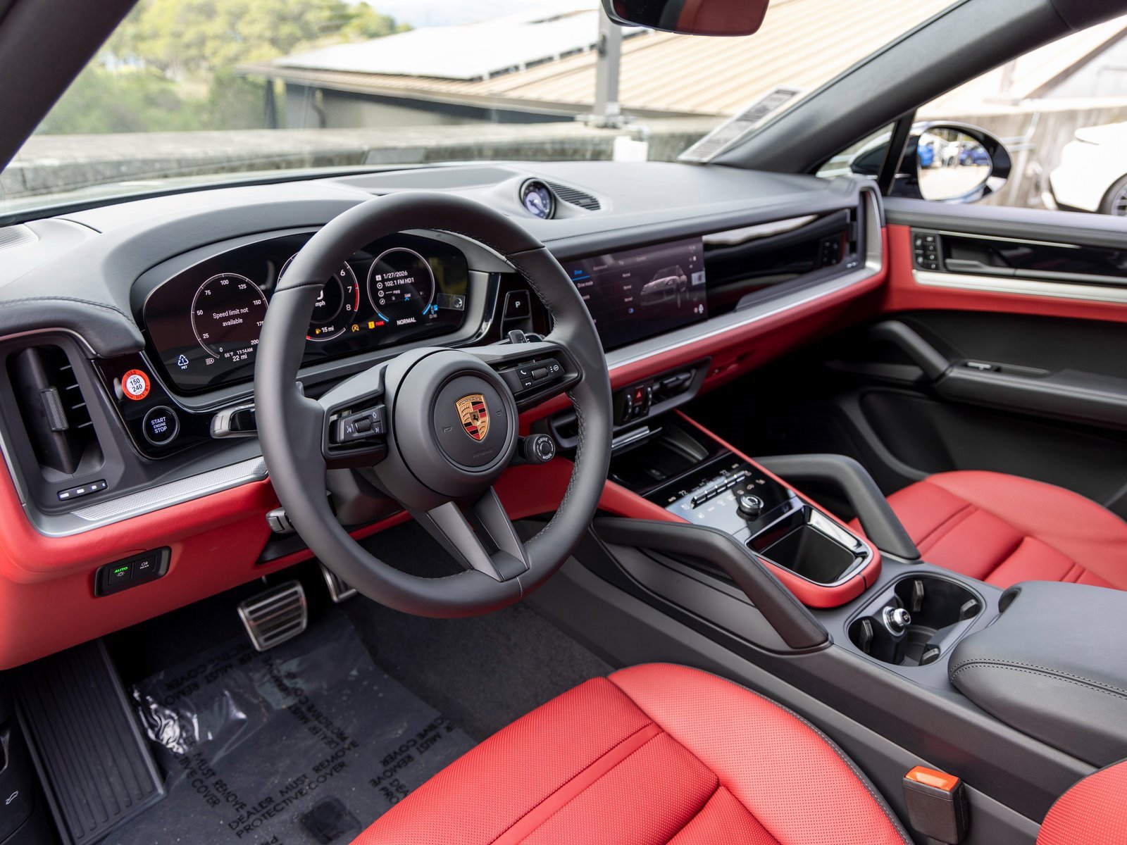 New 2026 Porsche Cayenne S image 4