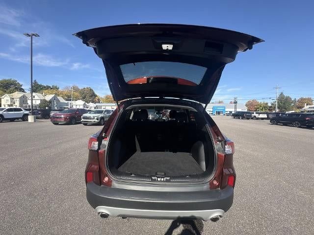 Used 2021 Ford Escape SE w/ Cold Weather Package image 27