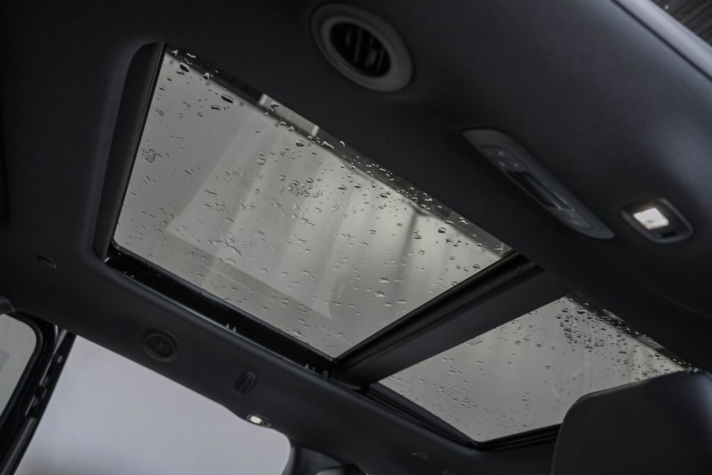 New 2026 Chrysler Pacifica Select image 31