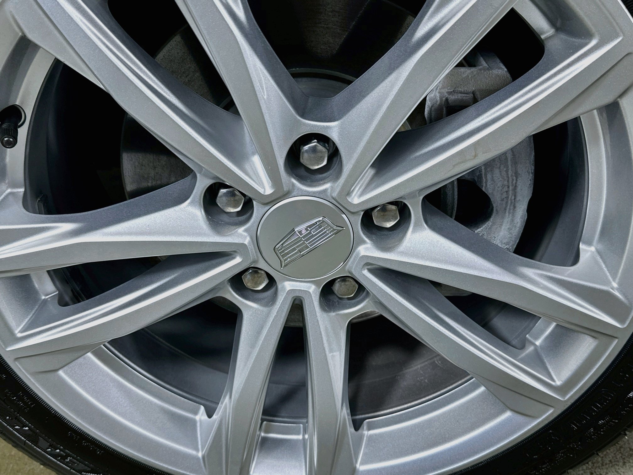 Used 2023 Cadillac CT4 Luxury RWD image 28