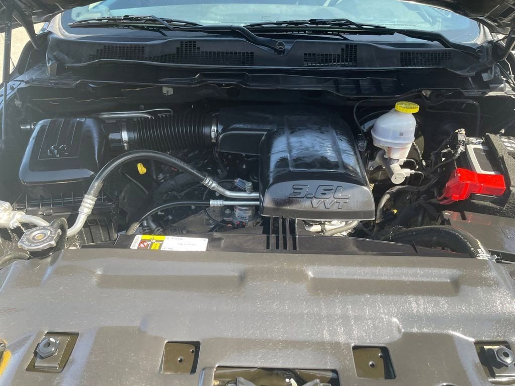 Used 2024 RAM 1500 Classic Warlock image 38