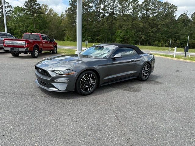 Used 2018 Ford Mustang Premium image 3