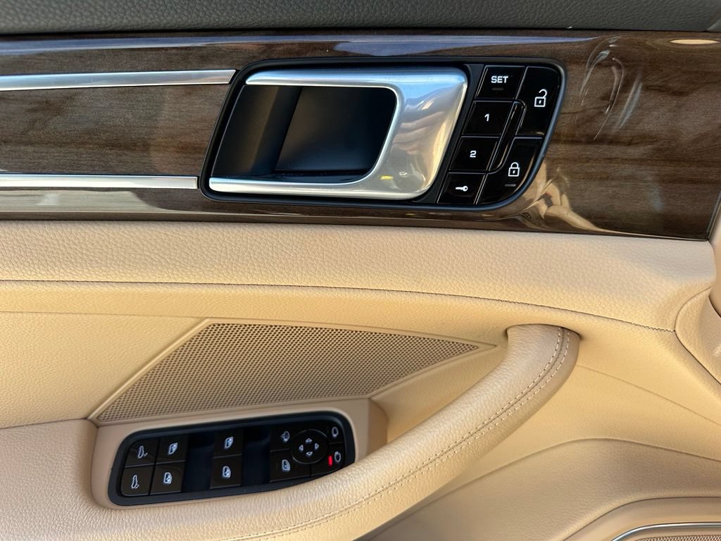 Certified 2021 Porsche Panamera 4 AWD/4WD image 17