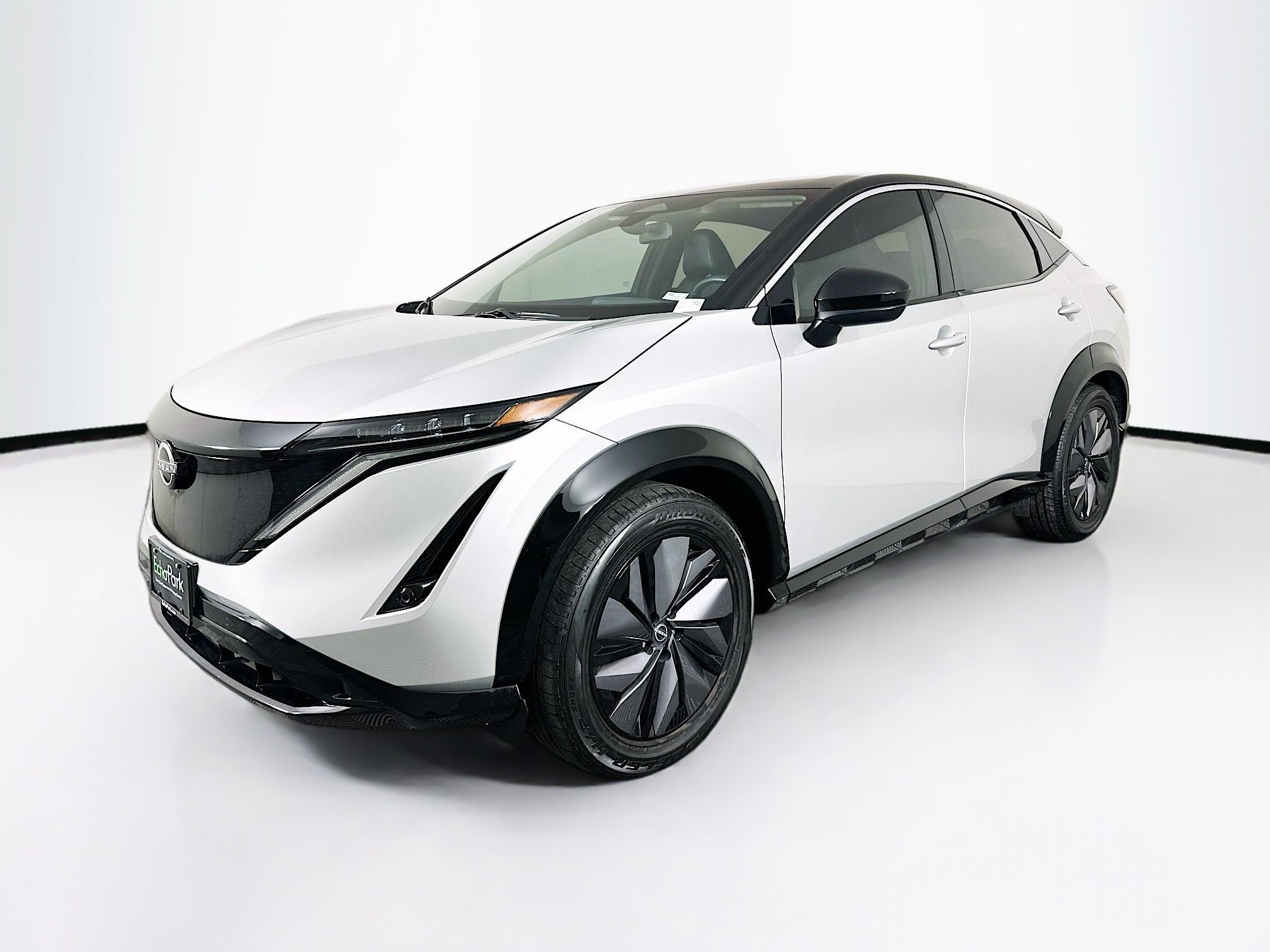 Used 2023 Nissan Ariya FWD image 3