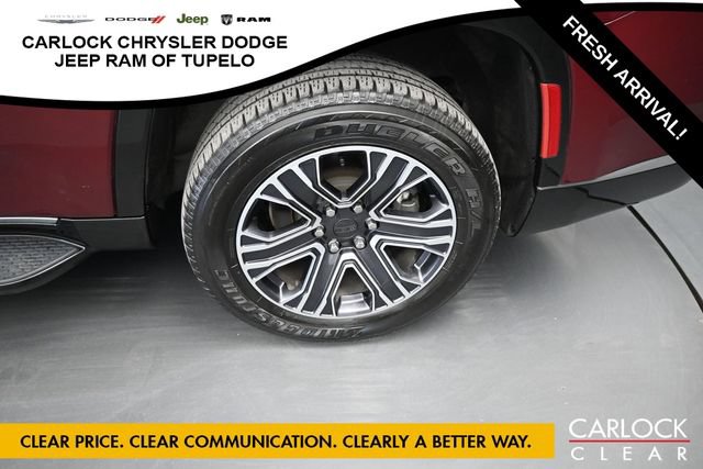Used 2024 Jeep Wagoneer 2WD image 43