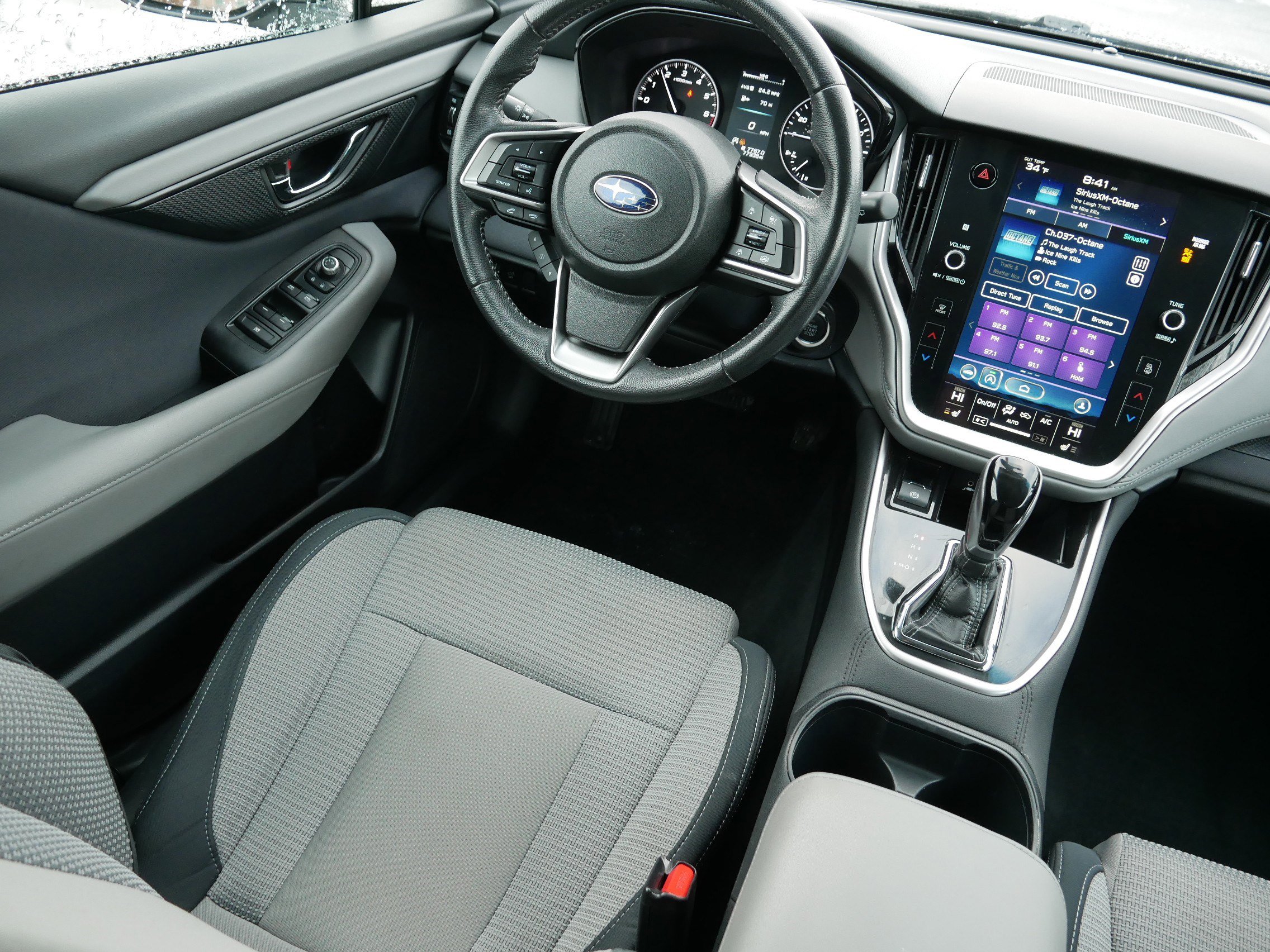 Used 2020 Subaru Outback Premium image 9