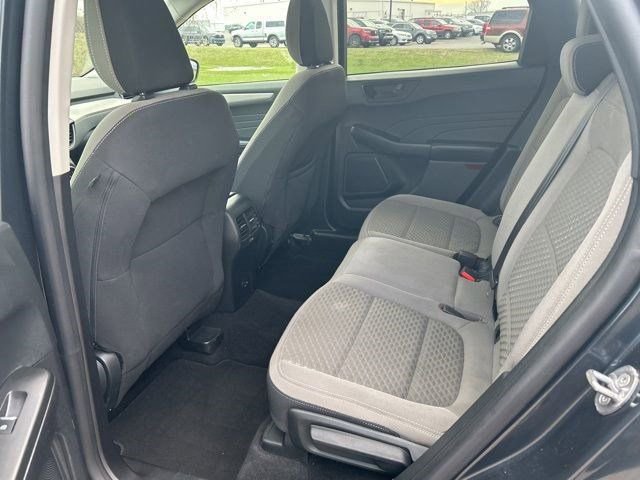 Used 2022 Ford Escape SE w/ Cold Weather Package image 30