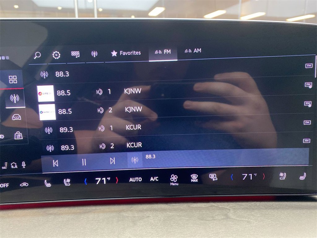 New 2025 Audi Q5 Premium Plus image 16