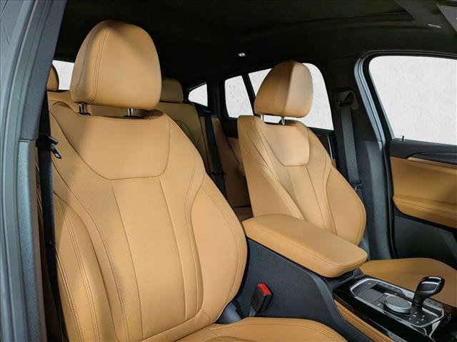 Used 2025 BMW X4 xDrive30i w/ Premium Package image 24