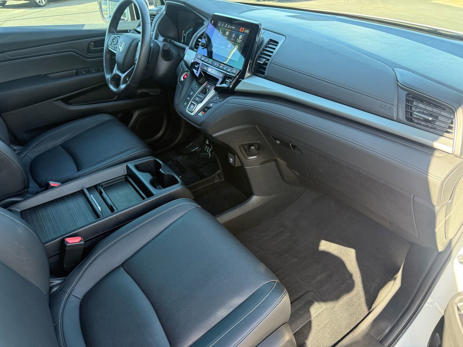 Used 2023 Honda Odyssey EX-L image 32