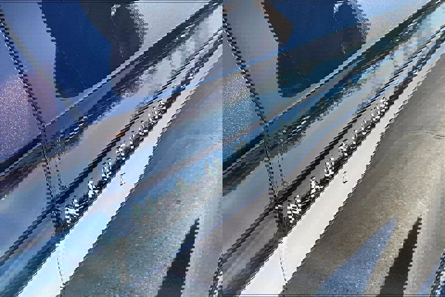 Used 2024 Lincoln Nautilus Premier w/ Equipment Group 102A image 8