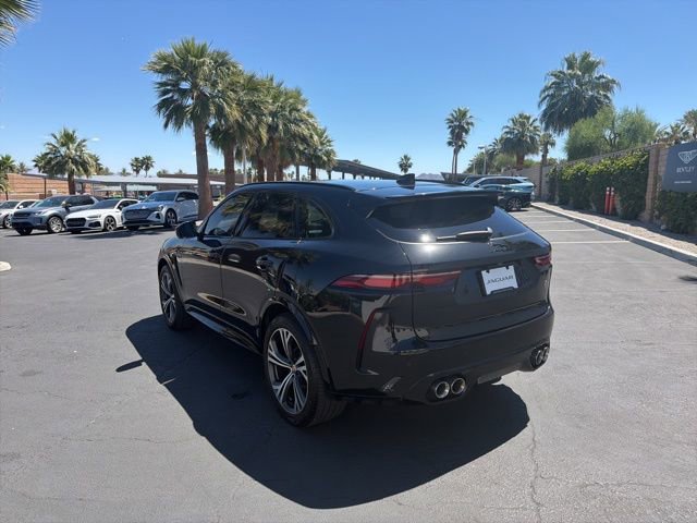 Used 2023 Jaguar F-PACE SVR image 7