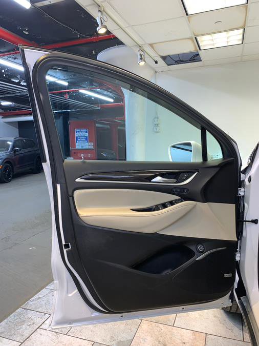 Used 2020 Buick Enclave Premium w/ Sun and Sites Package image 13