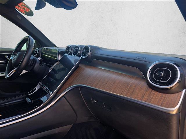 Used 2024 Mercedes-Benz GLC 300 4MATIC image 20