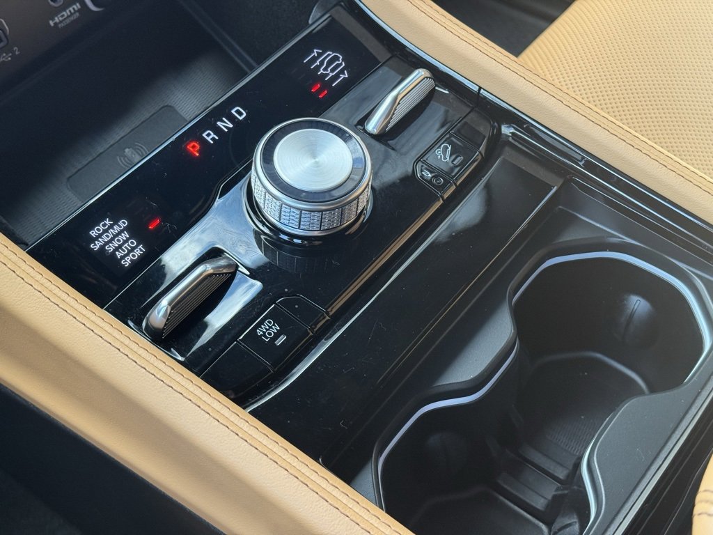 Used 2022 Jeep Grand Cherokee Summit image 16