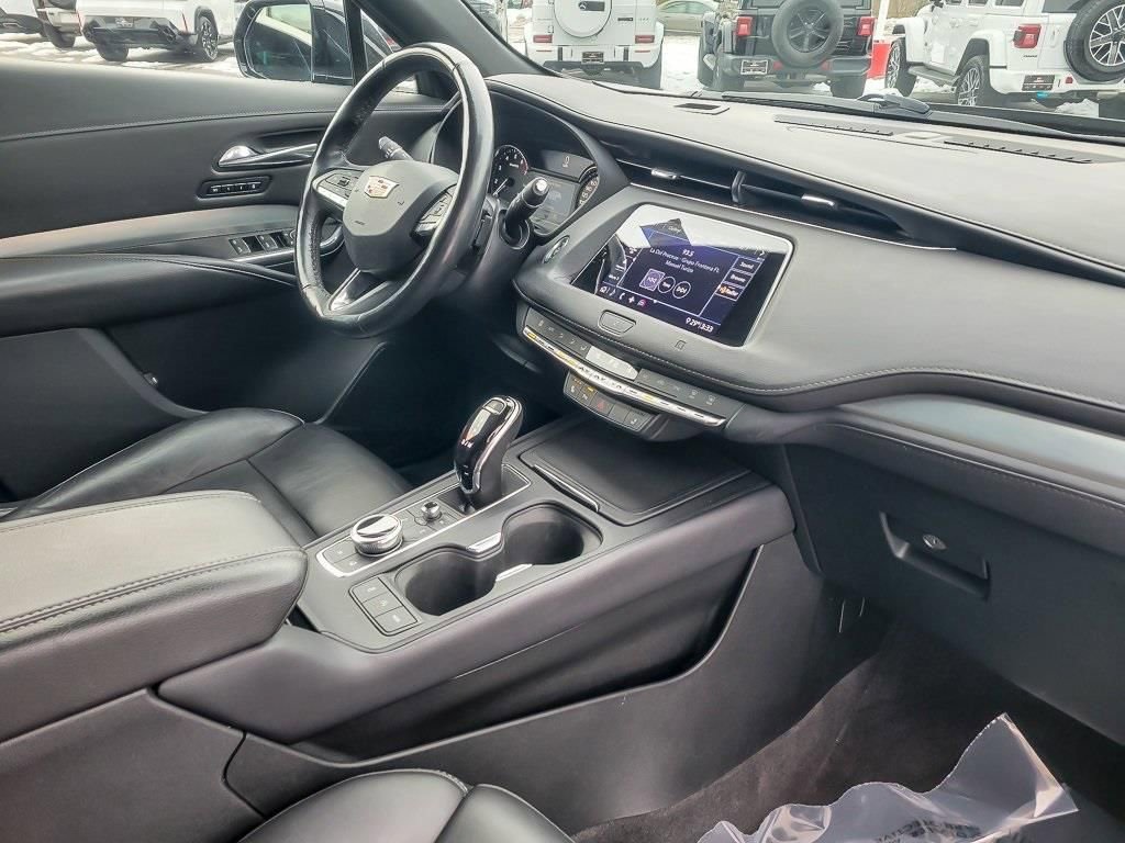 Used 2020 Cadillac XT4 Premium Luxury image 23