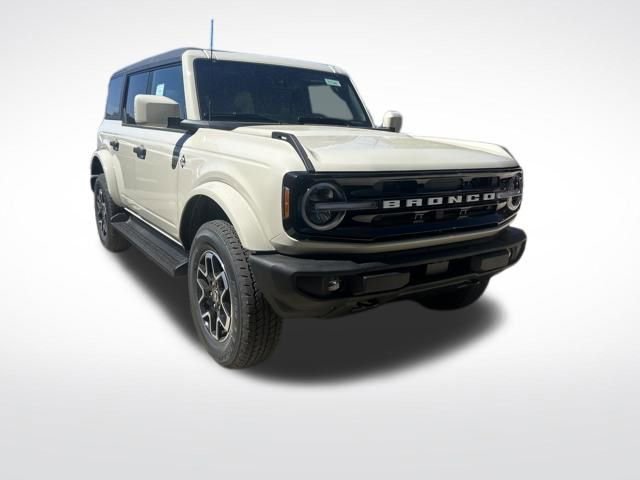 New 2026 Ford Bronco Outer Banks image 7