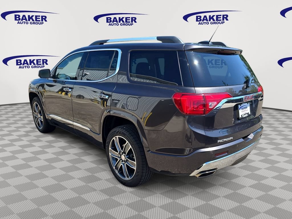 Certified 2019 GMC Acadia Denali w/ Technology Package AWD/4WD image 7