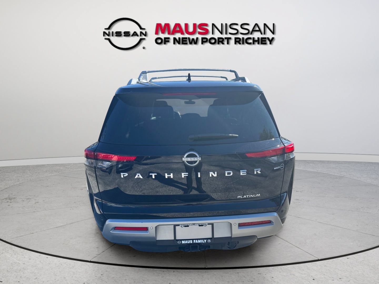 Certified 2025 Nissan Pathfinder Platinum w/ Cargo Package FWD image 10
