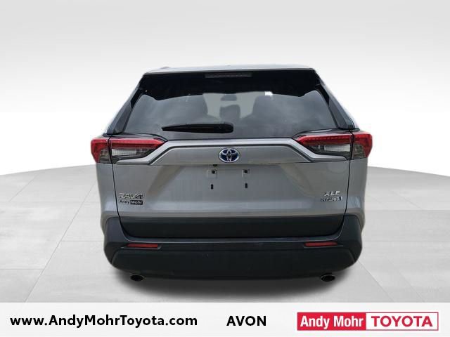Used 2023 Toyota RAV4 XLE w/ Convenience Package image 5