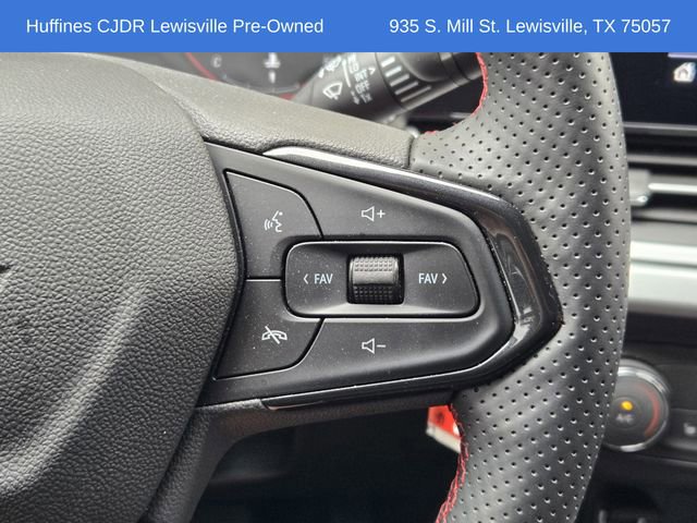 Used 2024 Chevrolet Trax RS w/ Driver Confidence Package FWD image 29