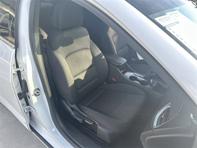 Used 2023 Chevrolet Malibu LT image 28