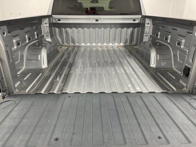 Used 2024 GMC Sierra 1500 Elevation image 24