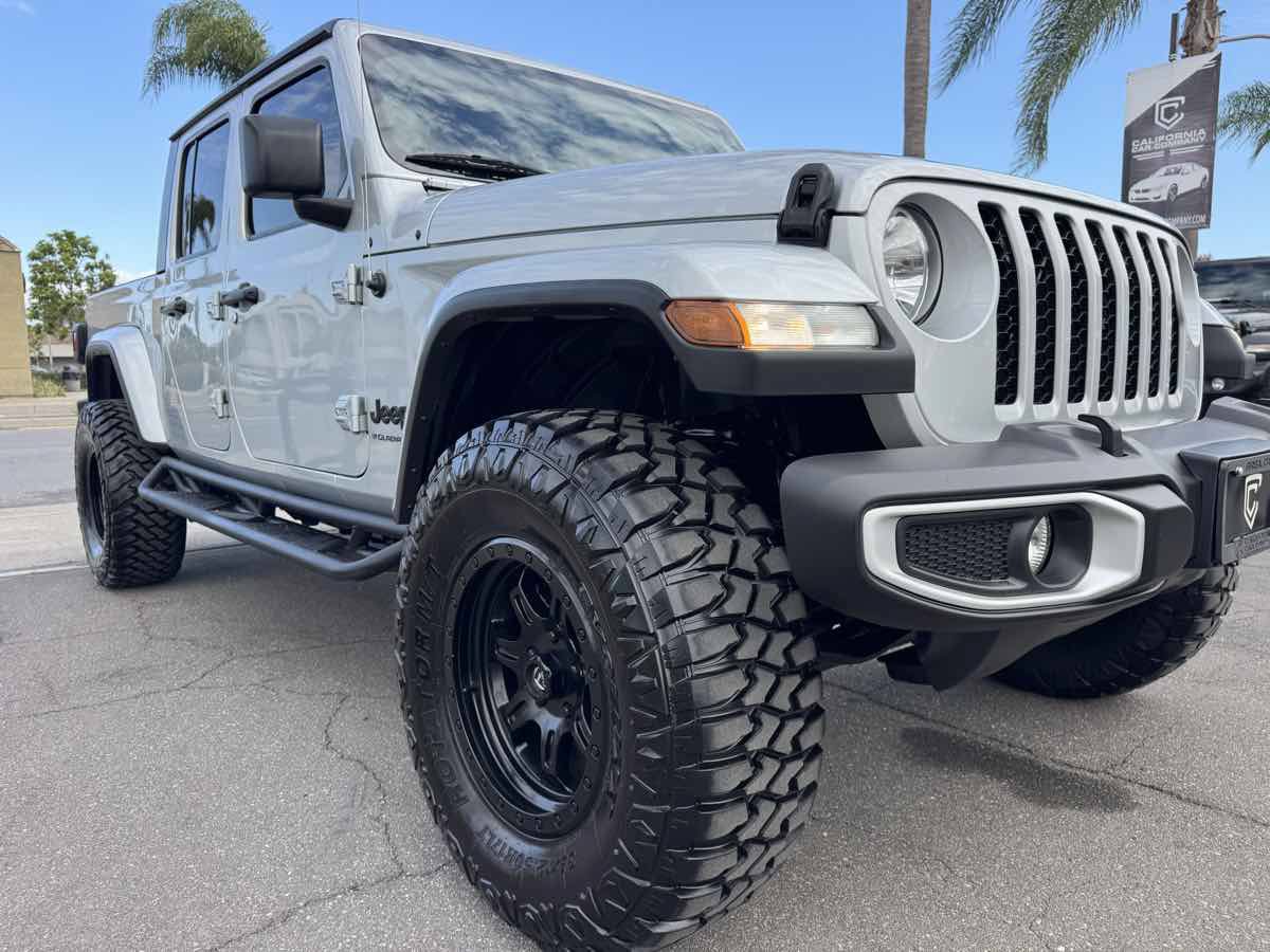 Used 2023 Jeep Gladiator Sport AWD/4WD image 10
