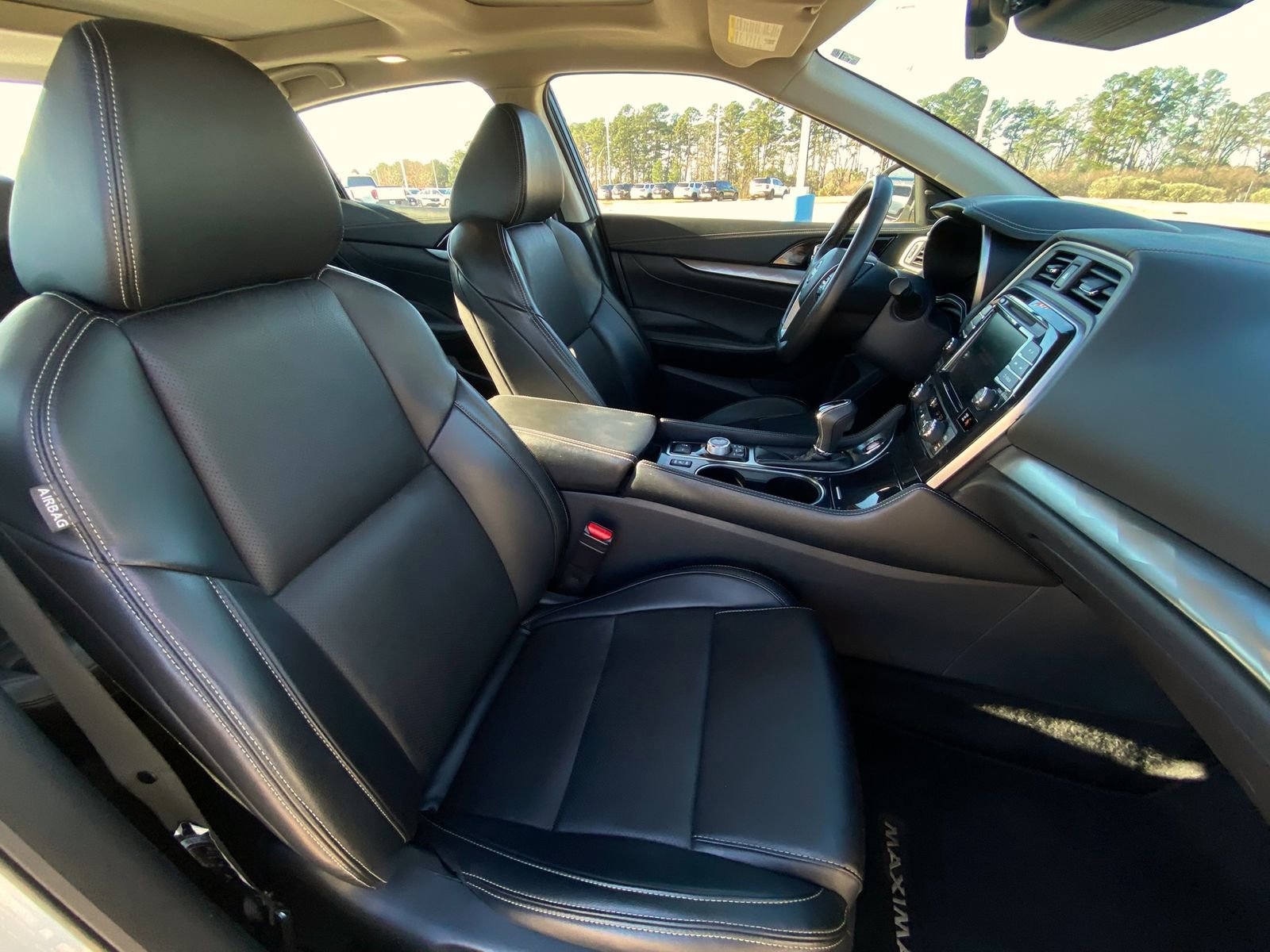 Used 2023 Nissan Maxima SL image 13