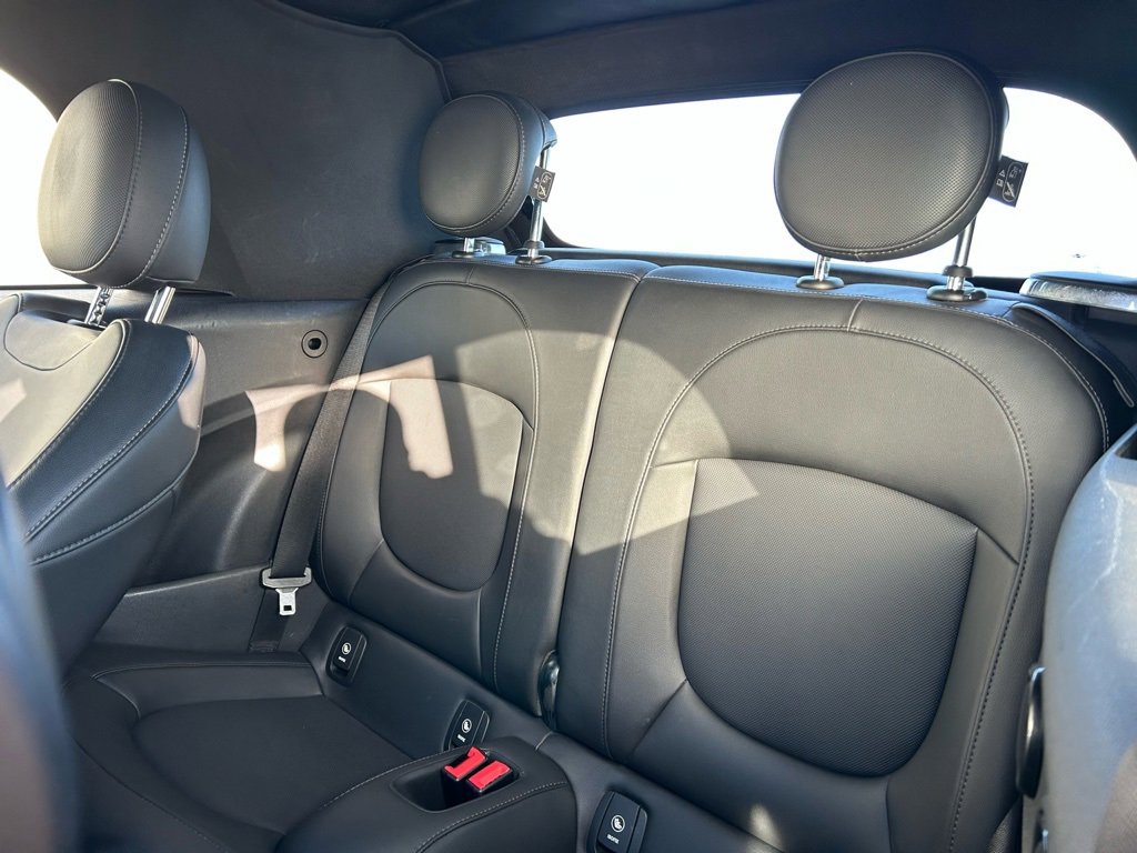 Used 2019 MINI Cooper S w/ Premium Package image 12