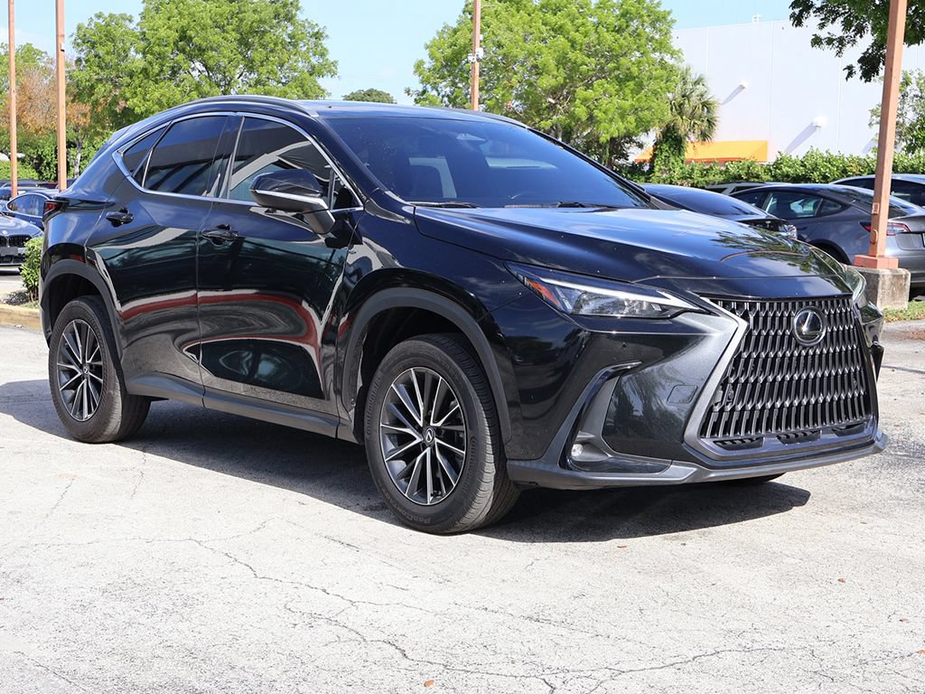 Used 2022 Lexus NX 250 FWD image 2