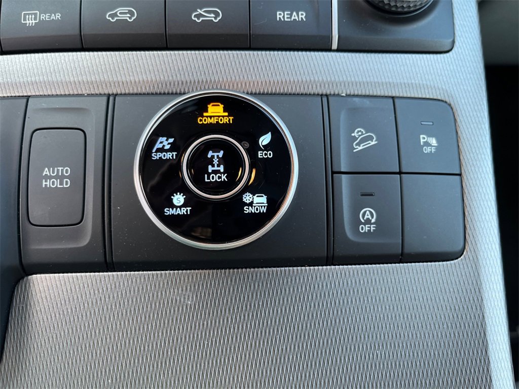 Used 2022 Hyundai Palisade SE image 12