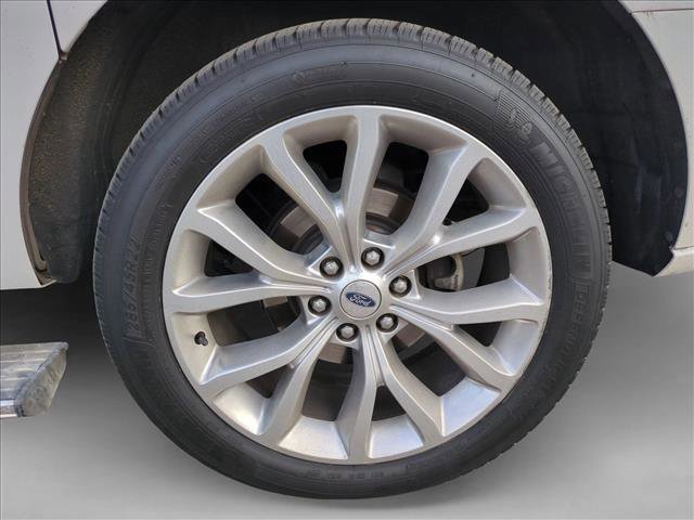 Used 2018 Ford Expedition Max Platinum image 14