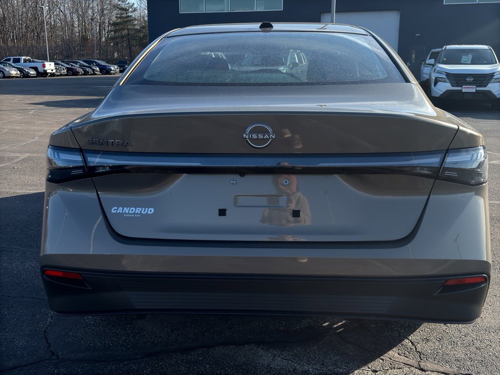 New 2026 Nissan Sentra SV image 7