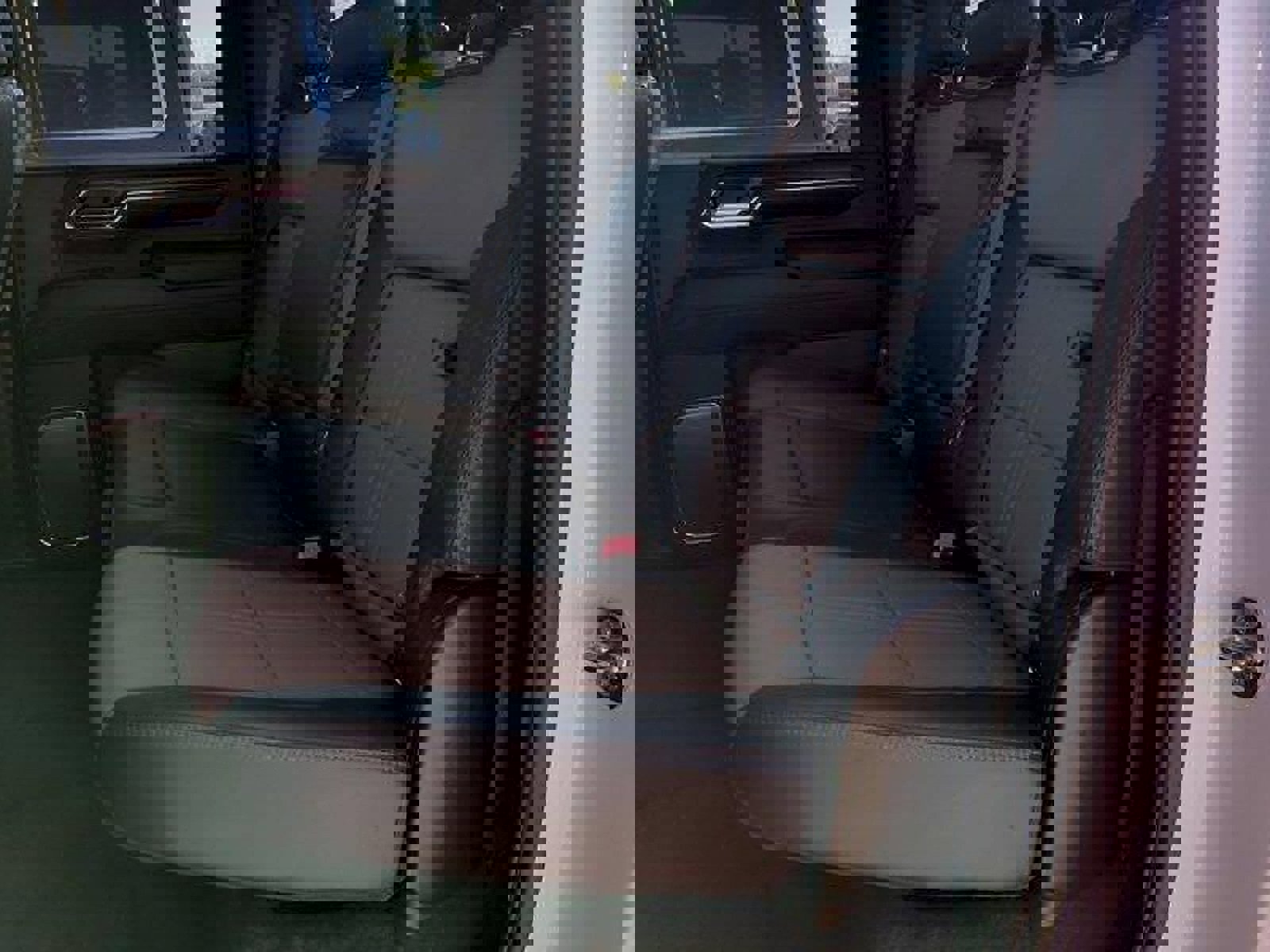 Certified 2024 Chevrolet Silverado 3500 High Country w/ High Country Premium Package AWD/4WD image 25