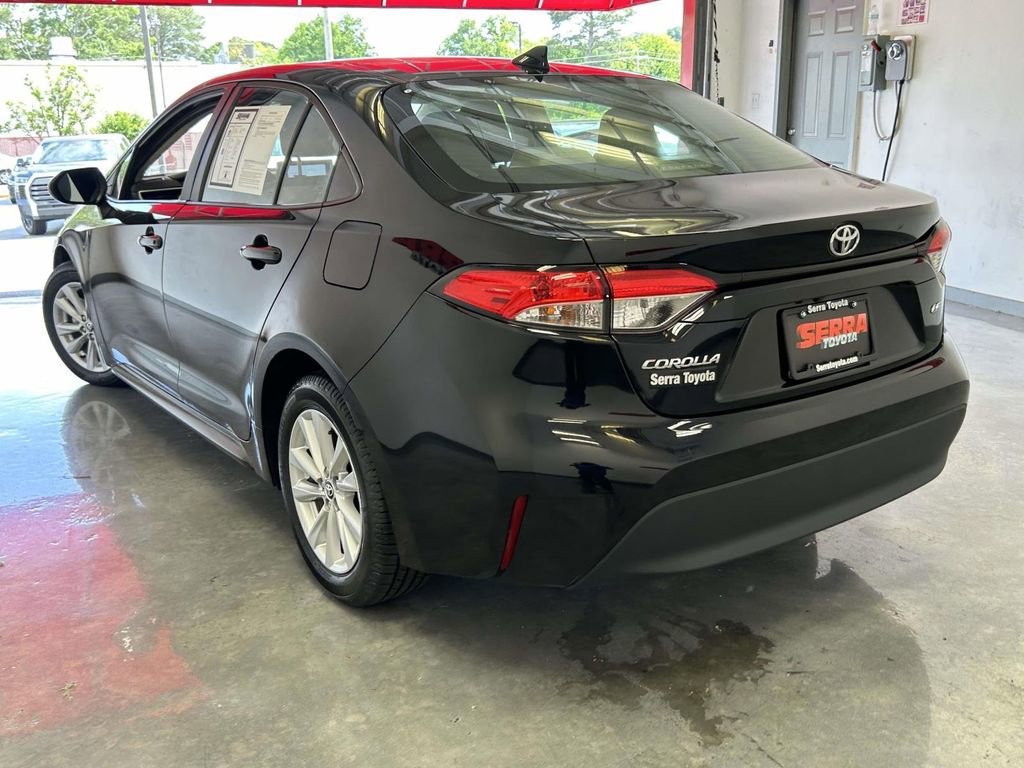 Certified 2024 Toyota Corolla LE w/ LE Convenience Package FWD image 5