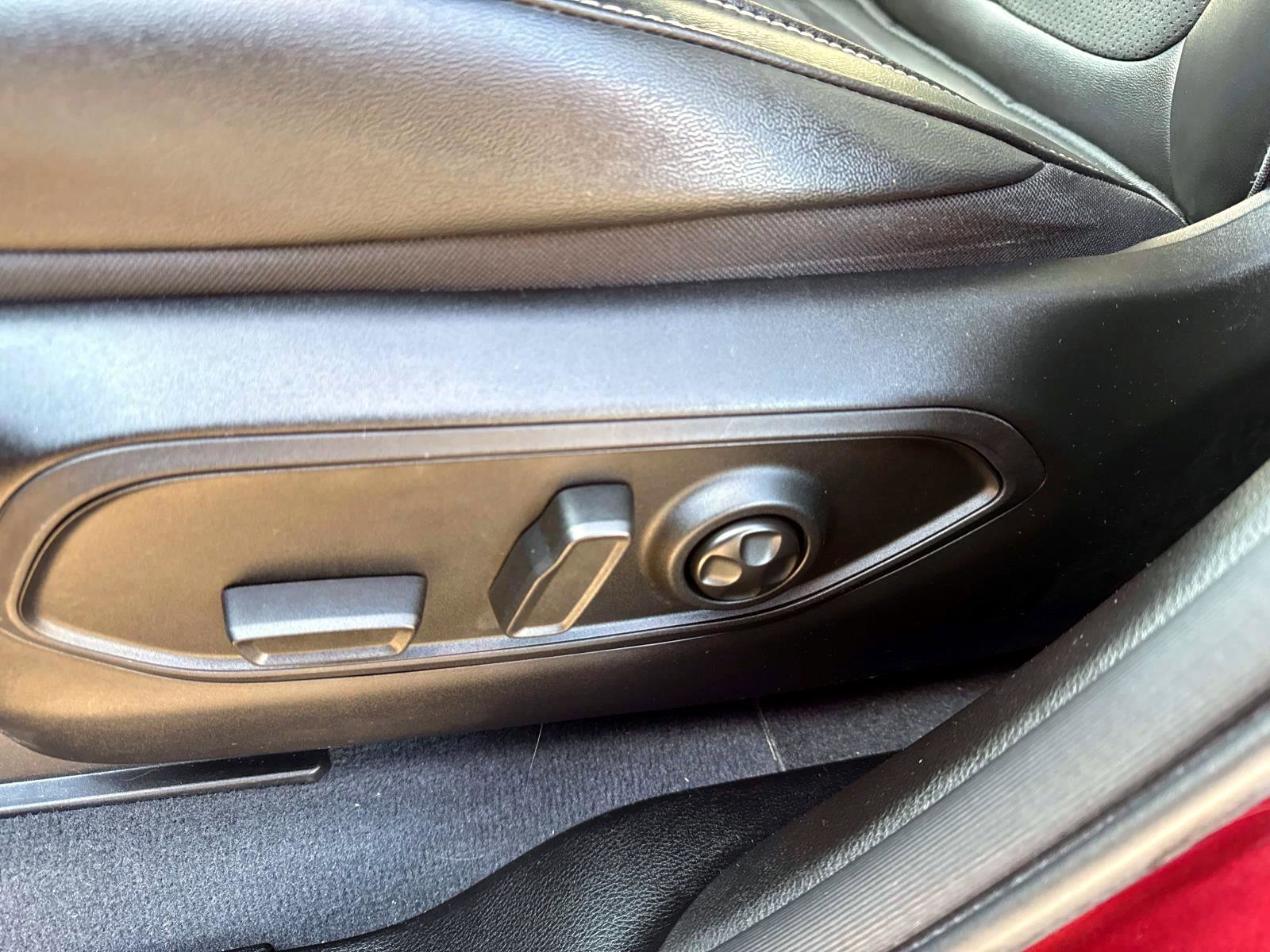 Used 2023 Jeep Grand Cherokee Altitude image 13