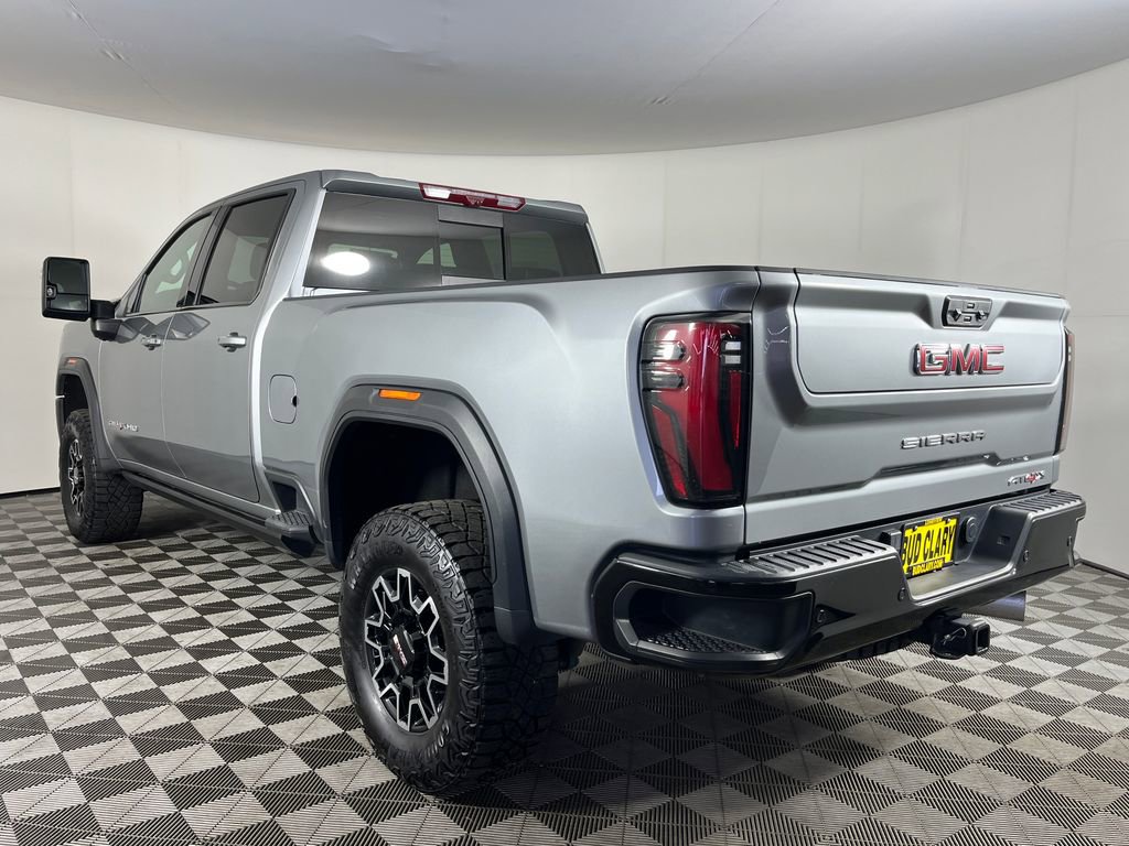 Used 2024 GMC Sierra 2500 AT4X AWD/4WD image 8