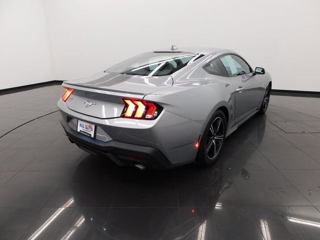 Used 2024 Ford Mustang Premium image 8