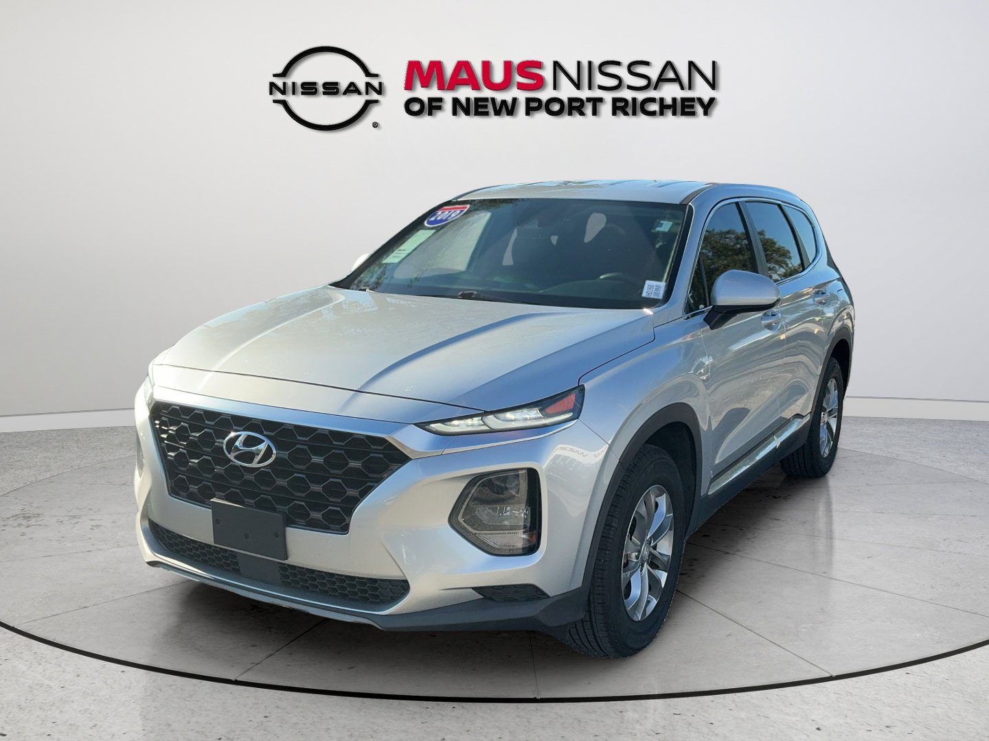 Used 2019 Hyundai Santa Fe SE FWD image 4