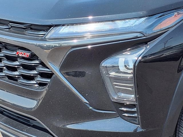 Used 2024 Chevrolet Trax RS w/ Driver Confidence Package FWD image 26