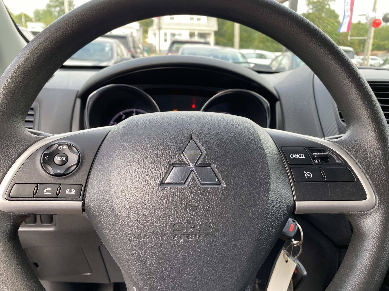 Used 2019 Mitsubishi Outlander Sport ES AWD/4WD image 15
