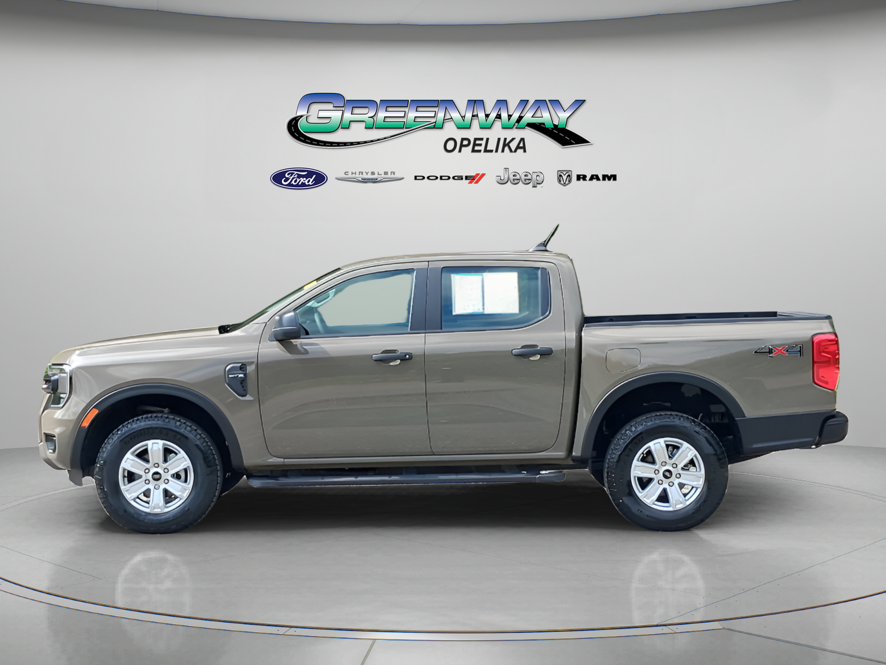 Used 2025 Ford Ranger XL w/ Trailer Tow Package AWD/4WD image 4