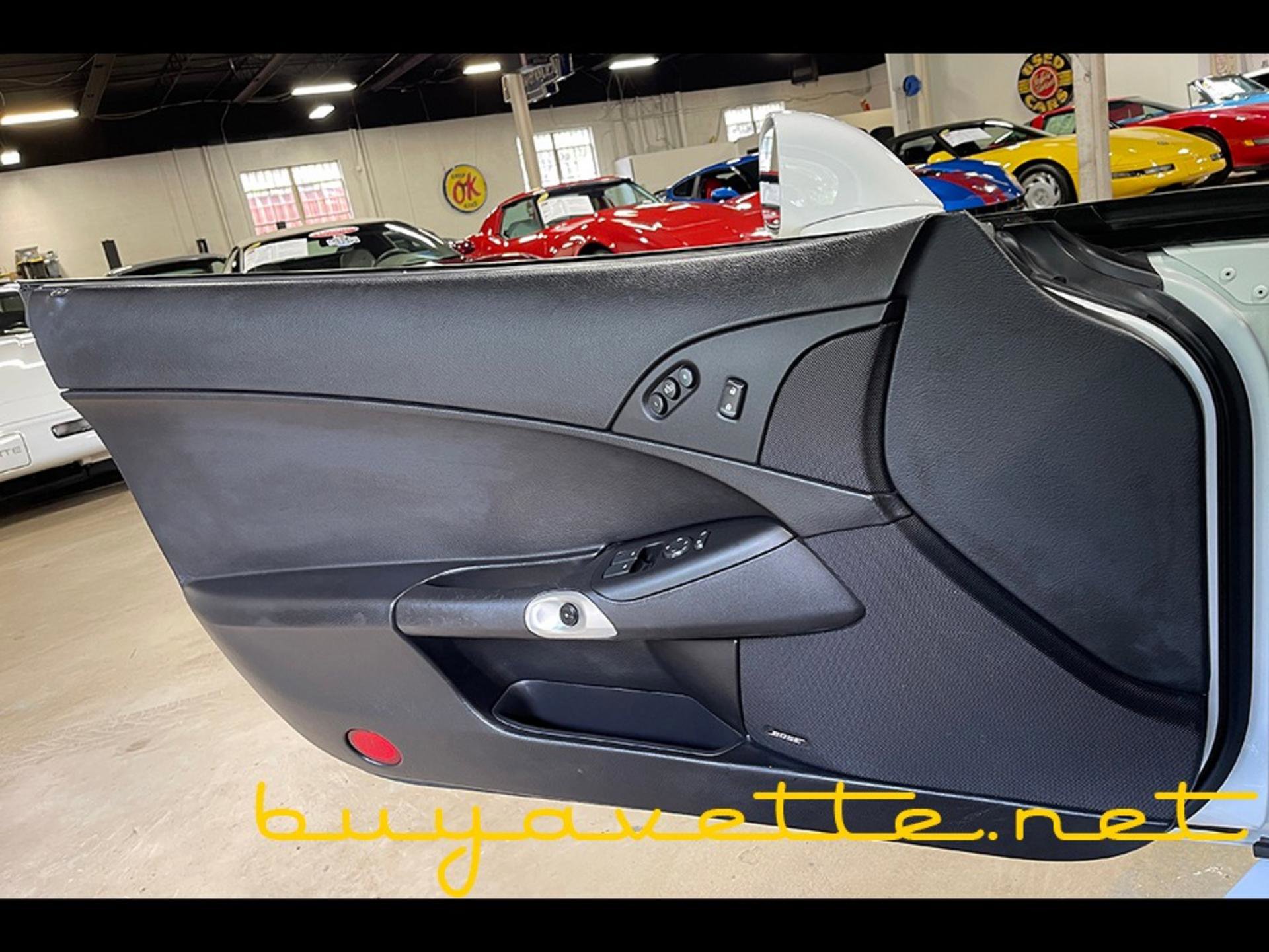 Used 2008 Chevrolet Corvette Convertible w/ Preferred Equipment Group image 24