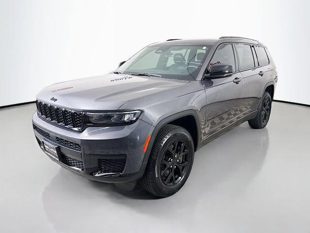 Used 2024 Jeep Grand Cherokee L Altitude AWD/4WD image 3