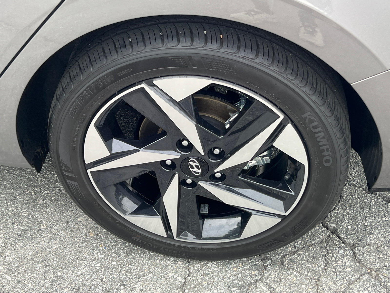 Certified 2023 Hyundai Elantra Limited FWD image 20