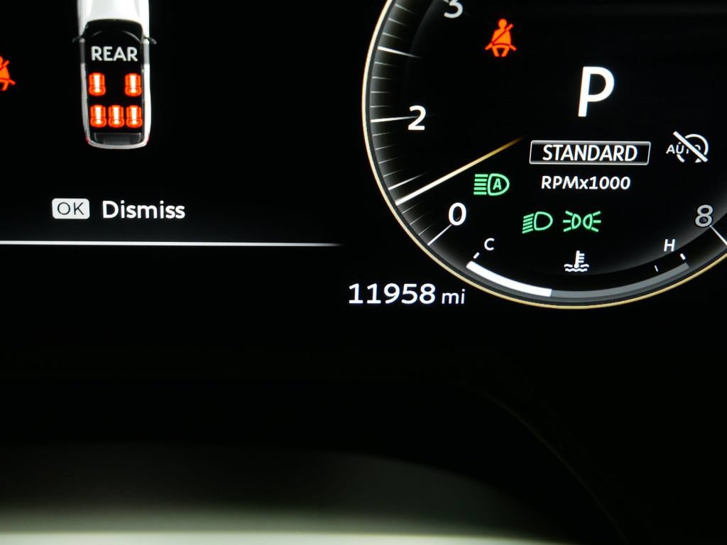 Certified 2025 INFINITI QX80 Sensory AWD/4WD image 35