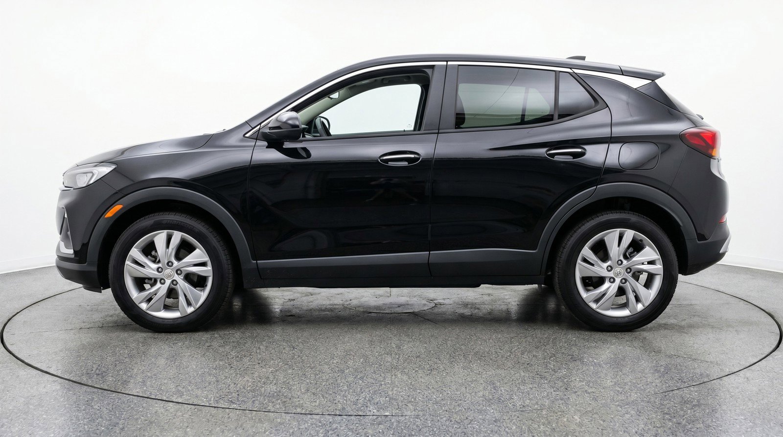 Used 2025 Buick Encore GX Preferred AWD/4WD image 5