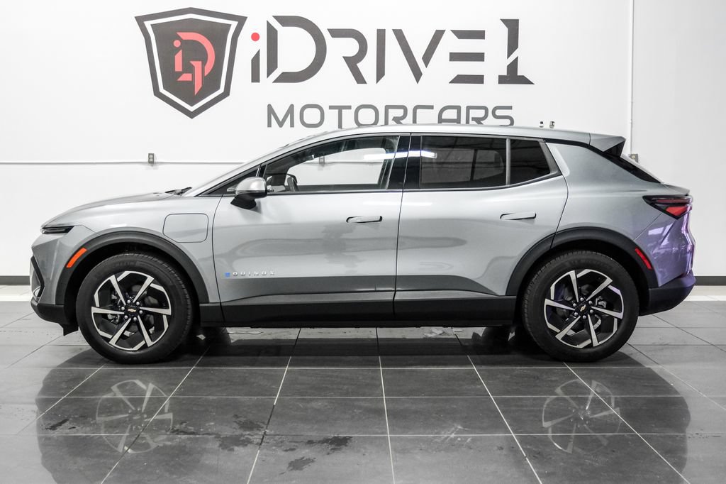 Used 2026 Chevrolet Equinox EV LT FWD image 11