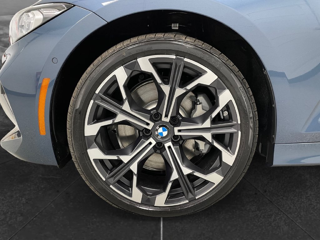 New 2026 BMW 330i xDrive Sedan w/ Premium Package AWD/4WD image 12